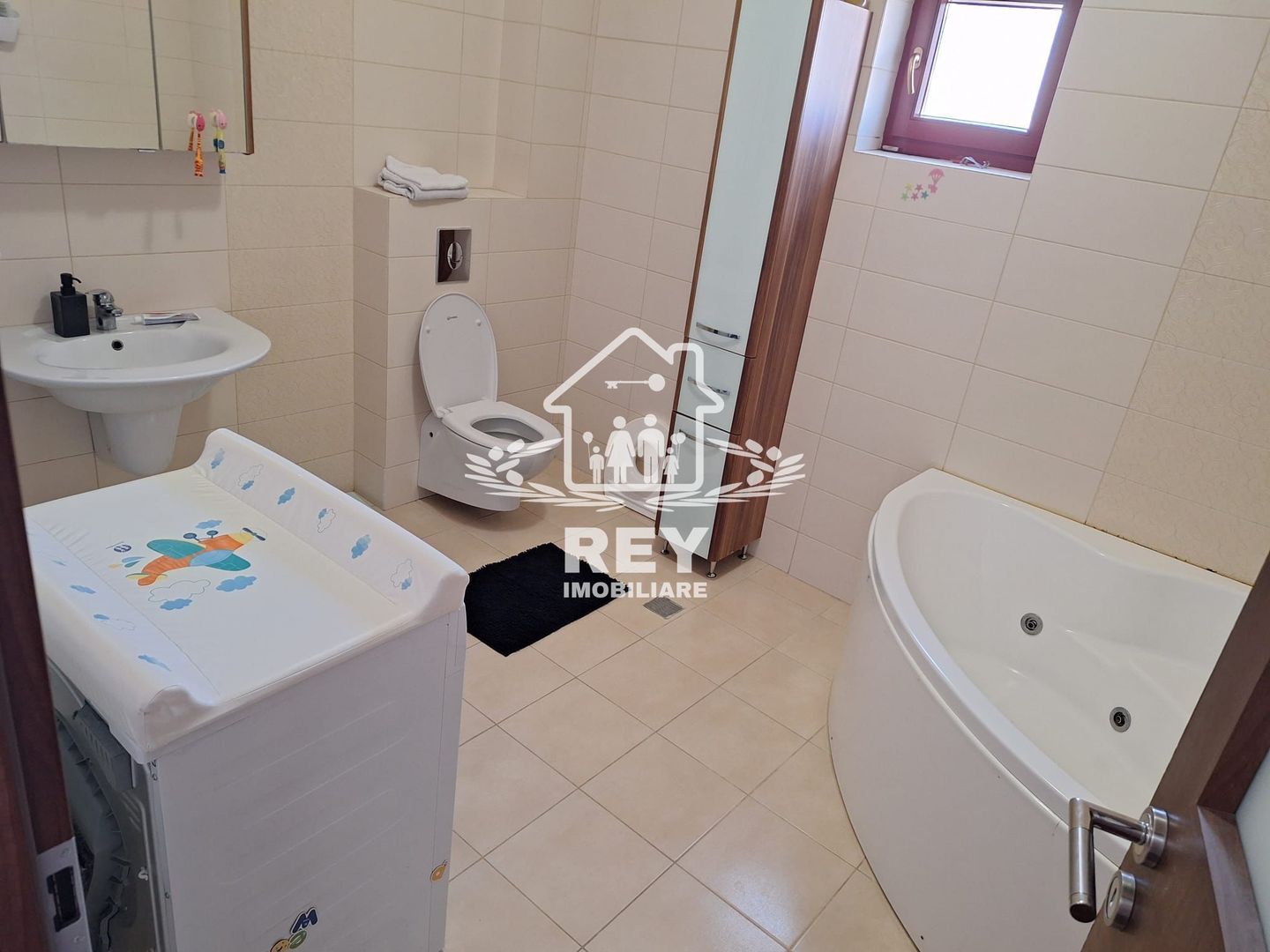 Apartament 4 camere,110 mpu,zona Centrașă/Moldoveanu-Cedonia - Poză 9