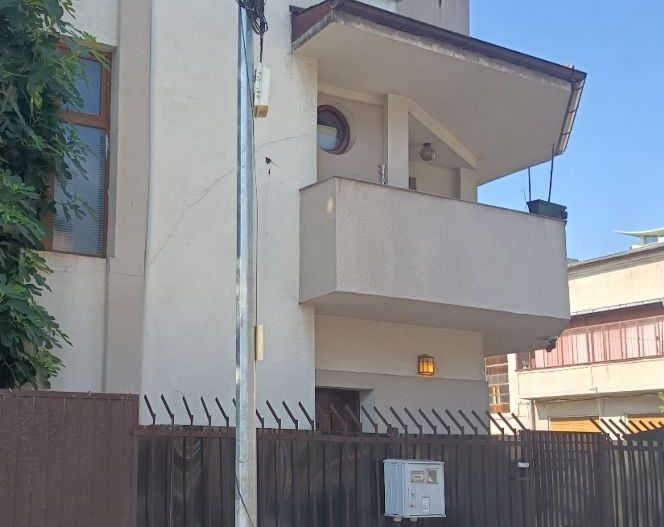 vila 6 camere | Tineretului | 3 parcari | renovata complet - Poză 14