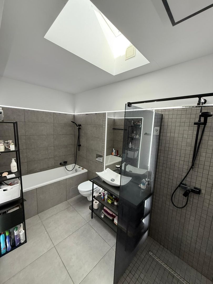 Piscină | Mobilată complet | Panouri solare | 3 băi și terasă închisă - Poză 16