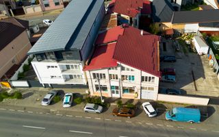 Spațiu comercial vitrat-central ARAD 250 mp utili - Poză 1