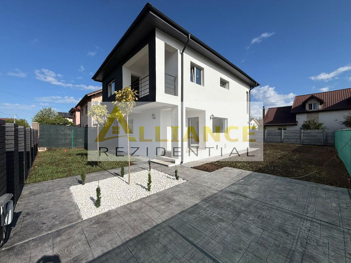 Casa individuala P+1E ~ 4 camere 3 bai ~ teren 390mp ~ - Poză 1
