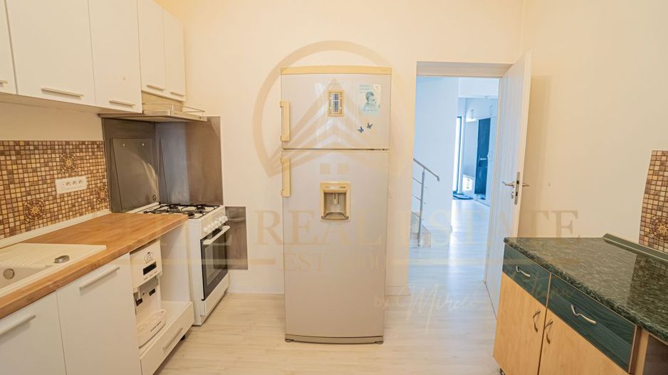 Vila Modernă în Complex Rezidențial 5 camere -Lumina - Poză 8