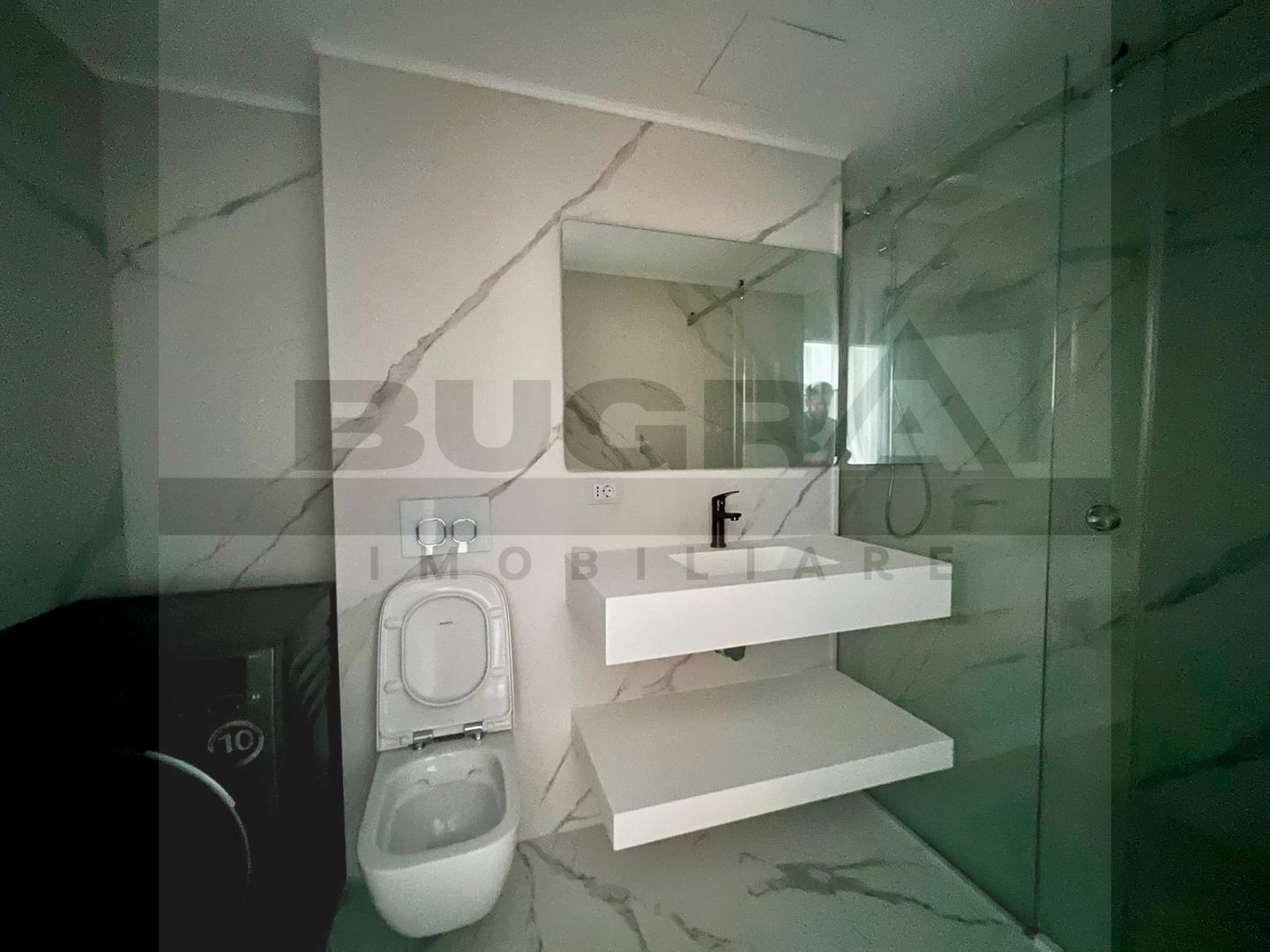 Apartament 2 camere modern, prima inchiriere, garaj, zona Golden Tulip - Poză 8