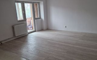 Apartament cu 3 camere și garaj în Baciu, zona Regal. - Poză 3