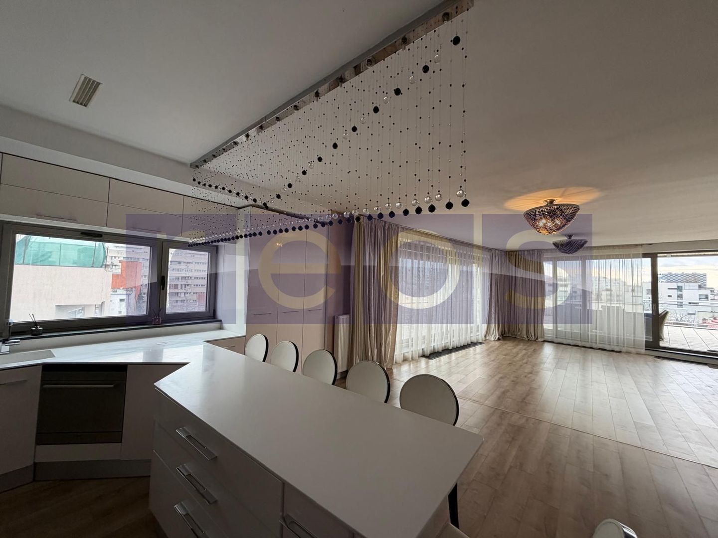 VANZARE PENTHOUSE DEOSEBIT 181MP | TERASA 280MP | MOBILAT - UTILAT LUX - Poză 28