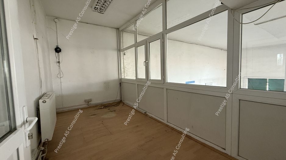 Hala 300 mp | Birouri + Vestiar | Acces auto | 3 intrari | Zona Lipovei - Poză 10