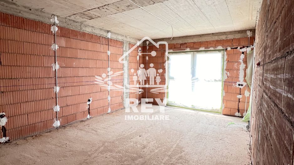 Apartament 2 camere decomandat, etaj 1 cu balcon si parcare | Șelimbăr - Poză 4