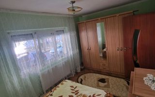 Vând apartament 3 camere - Poză 4