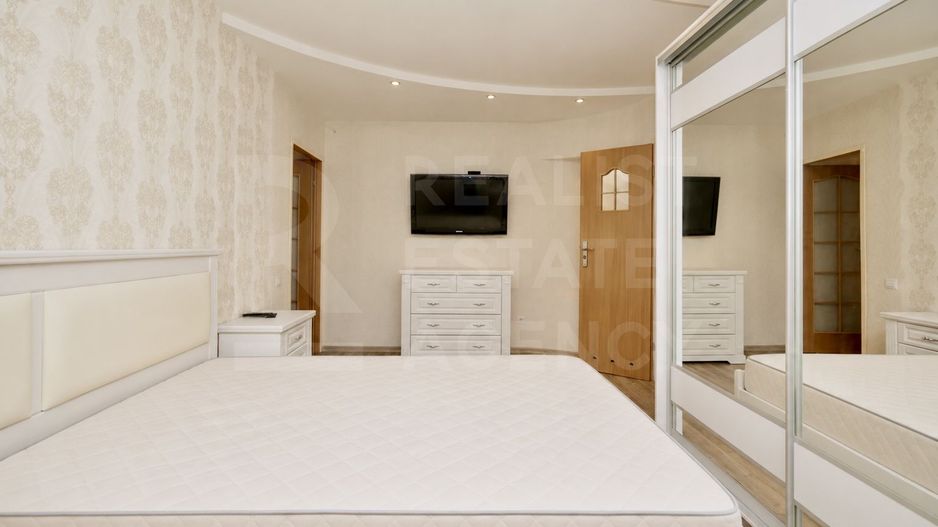 Chirie, apartament, 3 camere + living, str. Pușkin, Centru - Poză 10