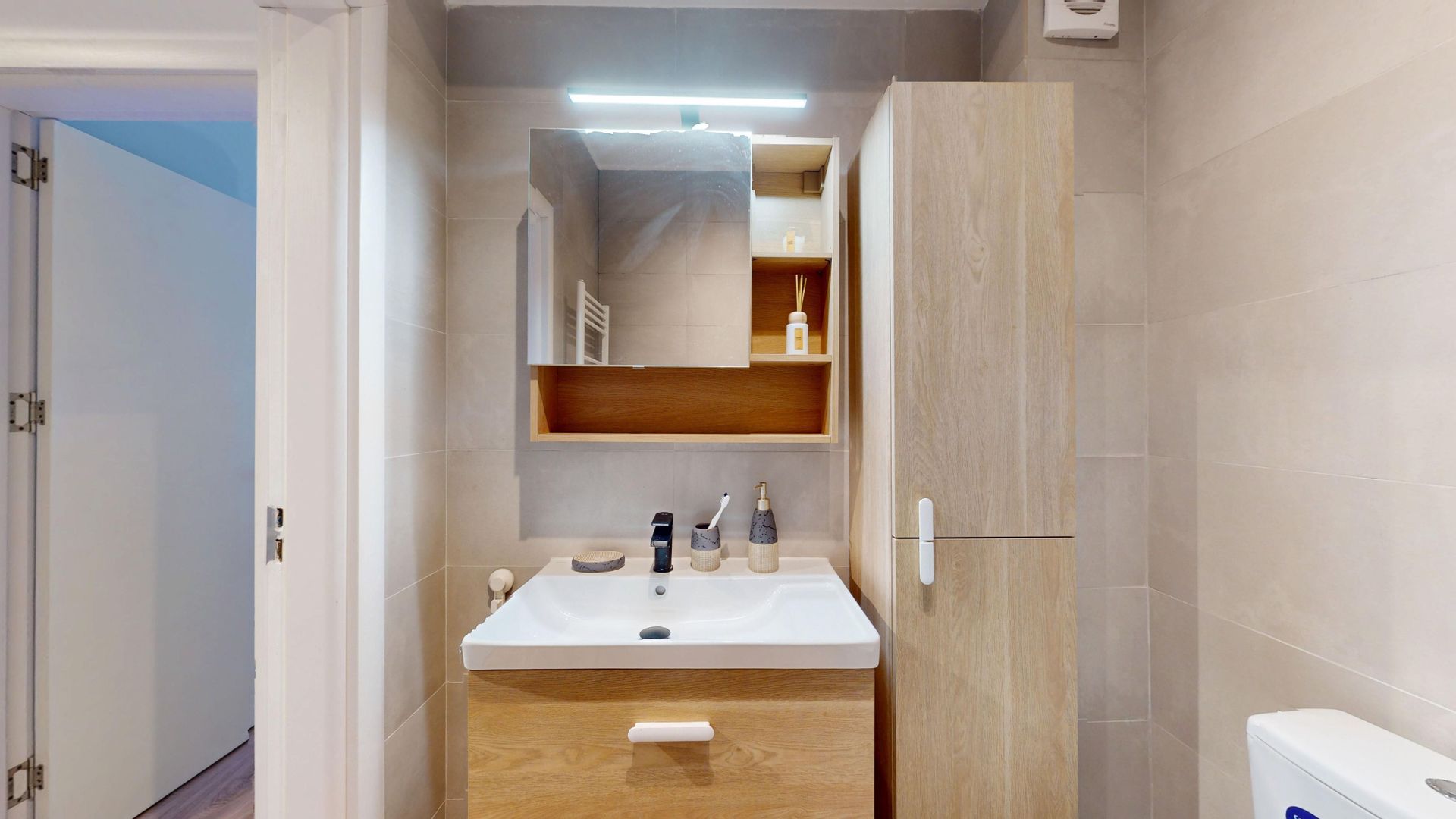 Metrou Berceni -Biruintei-Popesti Leordeni 2 camere-curte - Poză 15