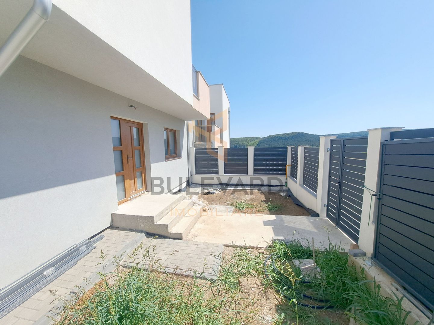 Casa tip duplex in zona Vivo Mall,  str Razoare Floresti - Poză 2