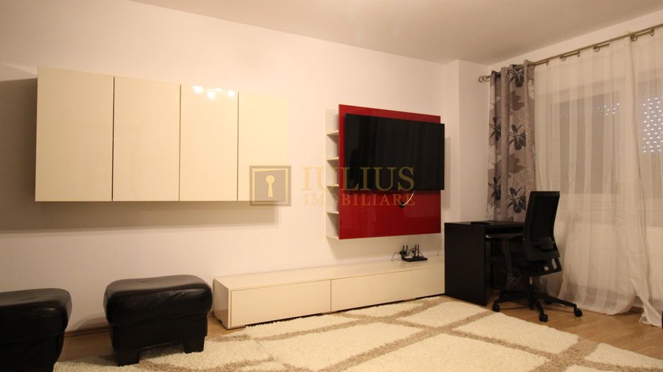 Aradului -2 camere, centrala proprie, loc de parcare - Poză 2