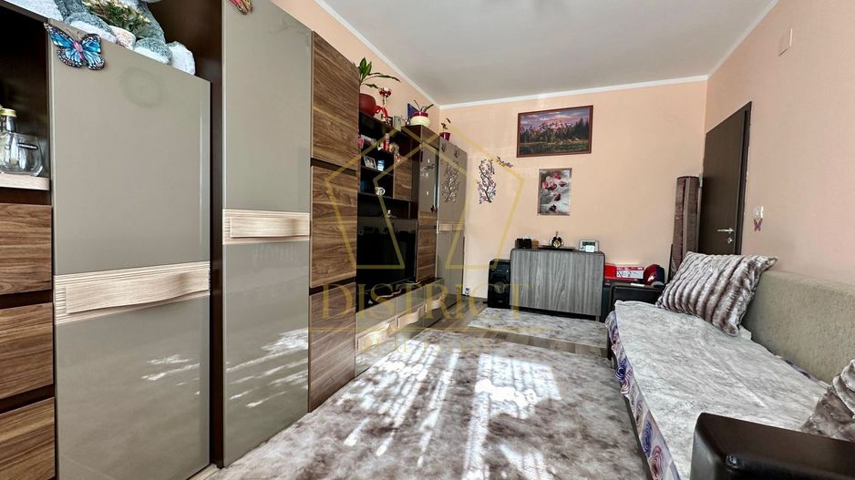 Apartament cu 3 camere mobilat si utilat la parter in Giroc la asfalt. - Poză 3