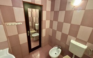 Apartament 3 camere 2 bai Centru -Blv Independentei - Poză 10