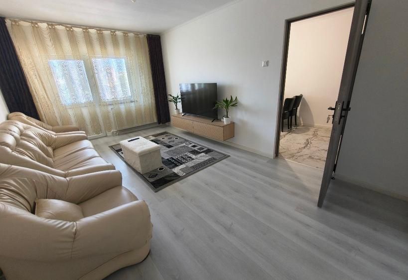 BRASADAS vinde ap 3 cam etaj 3/4 în Micro 17. - Poză 7