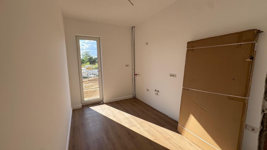 COMISION 0 | Apartament 3 camere| Parter |78 mp + Grădină| Zona Plopi - Poză 2