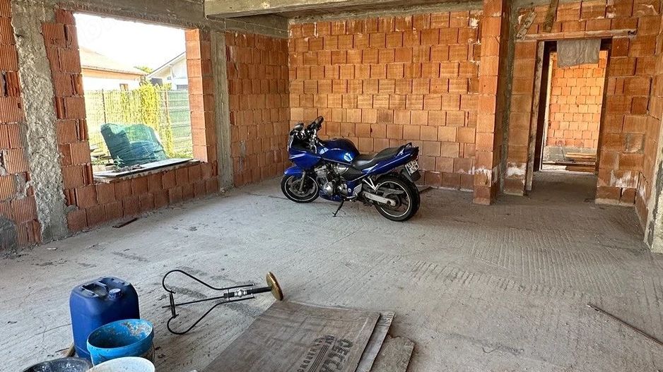 BRASADAS vinde casă la roșu în construcție in Vetis. - Poză 4
