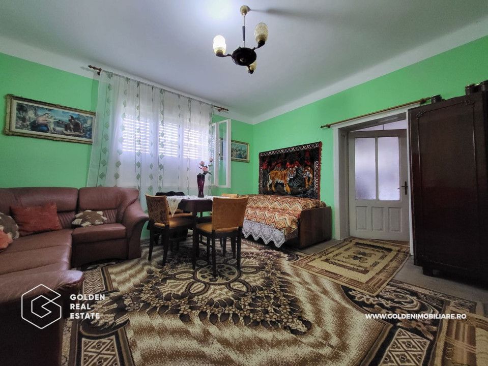 Casa mare, 3 corpuri de cladire, sat Lalasint - Poză 3