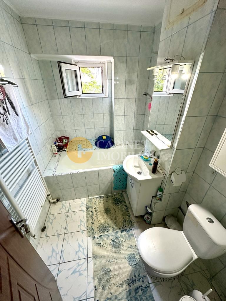 3 Camere Decomandat - ETAJ 2 - Zona Nicolina Rond Vechi - Bloc 1987 - Poză 10