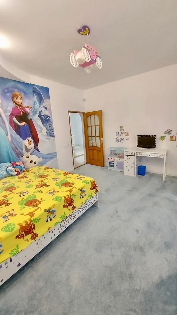 vila 7camere/(348util,500teren,119ampr.)mp/5min.metrouAp.Patriei - Poză 19