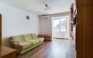 Apartament cu 3 camere, Hunedoarei - Poză 3