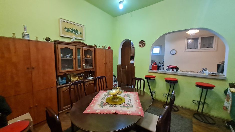 Vila generoasa,destinatii multiple - Poză 23