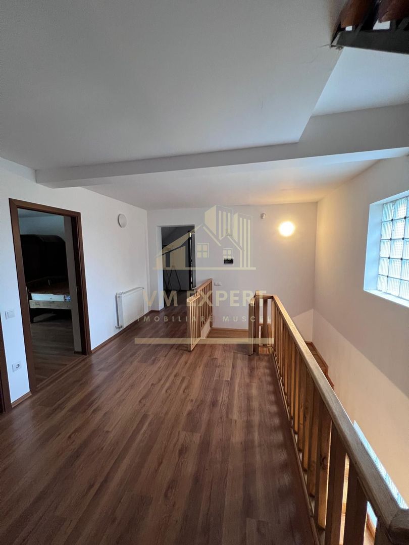 VILA 6 CAMERE 270 MP TEREN 1044 MP CÂMPULUNG, 0 COMISION CUMPARATOR - Poză 54