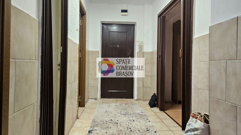 Apartament cu trei camere, zona Racadau 70 mp - Poză 2