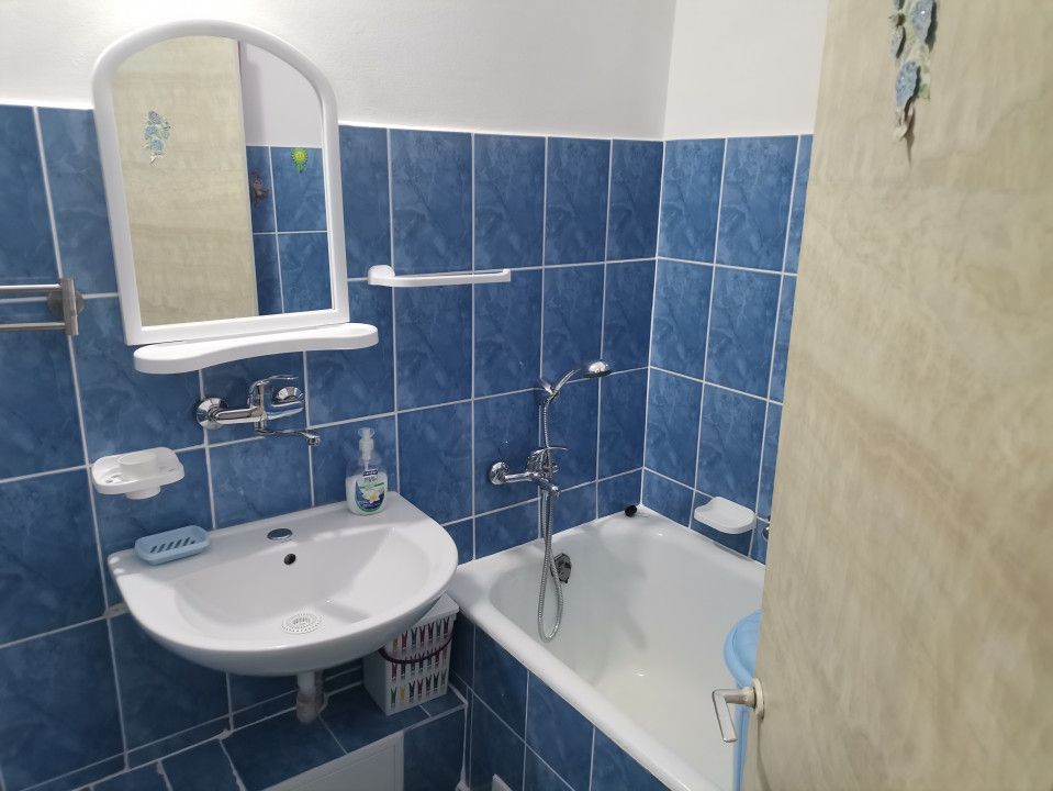 Inchiriere garsoniera decomandata, Frati Golesti, zona Mc Donalds - Poză 3