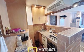 De vanzare apartament 3 camere/ Aradul Nou - Poză 5