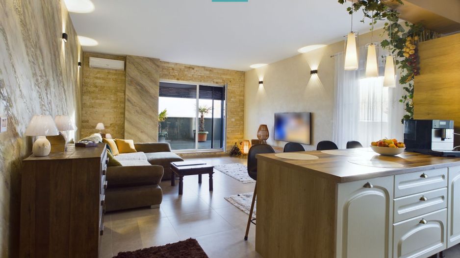 Penthouse deluxe cu terasă  în Adora Park - Poză 1