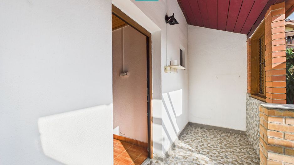 Casă cu o cameră, teren 350 mp în Subcetate - Poză 9