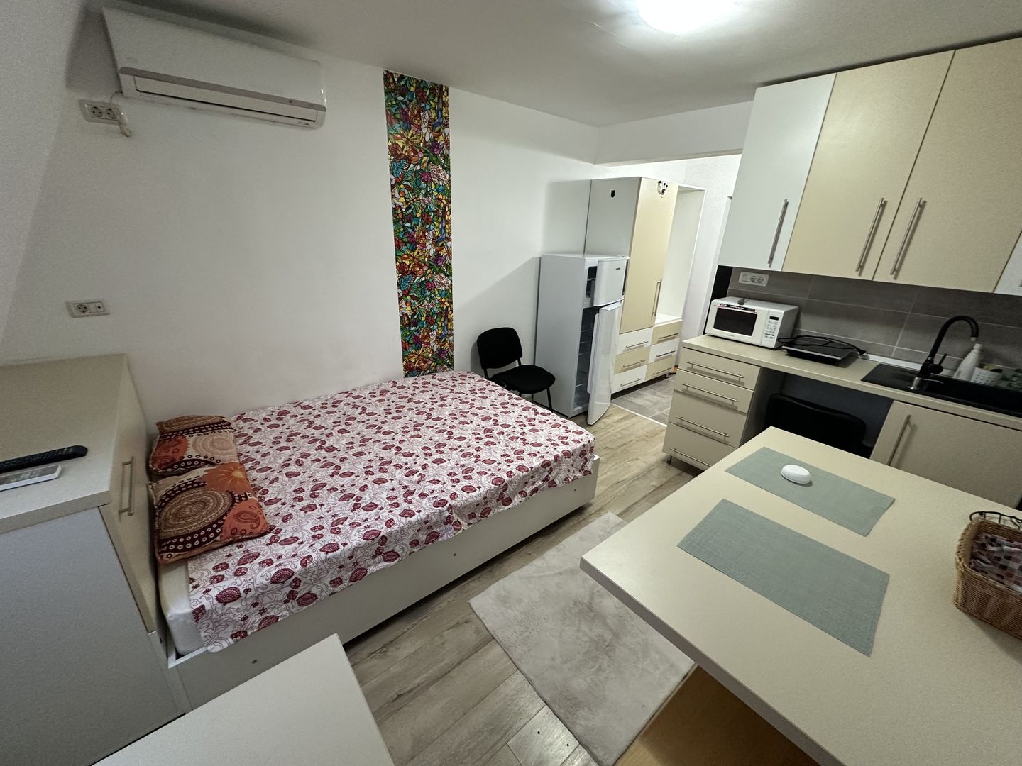 Apartament 1 camera la Mansarda - Poză 1