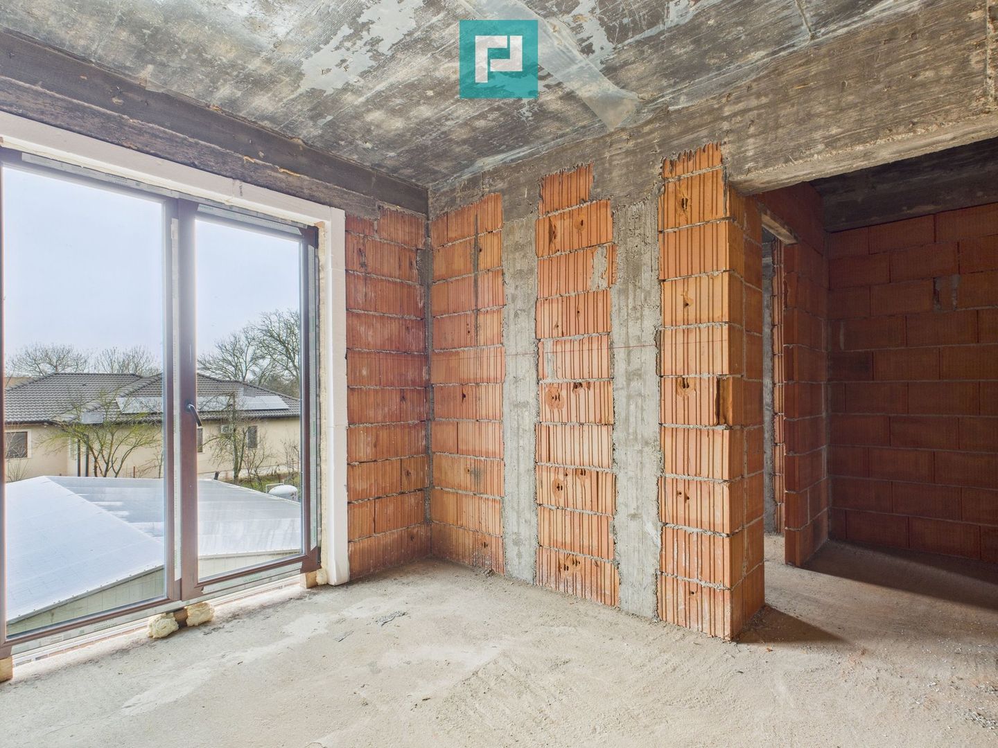 Duplex solid 120 mp, intimitate și calm in Chisoda - Poză 22