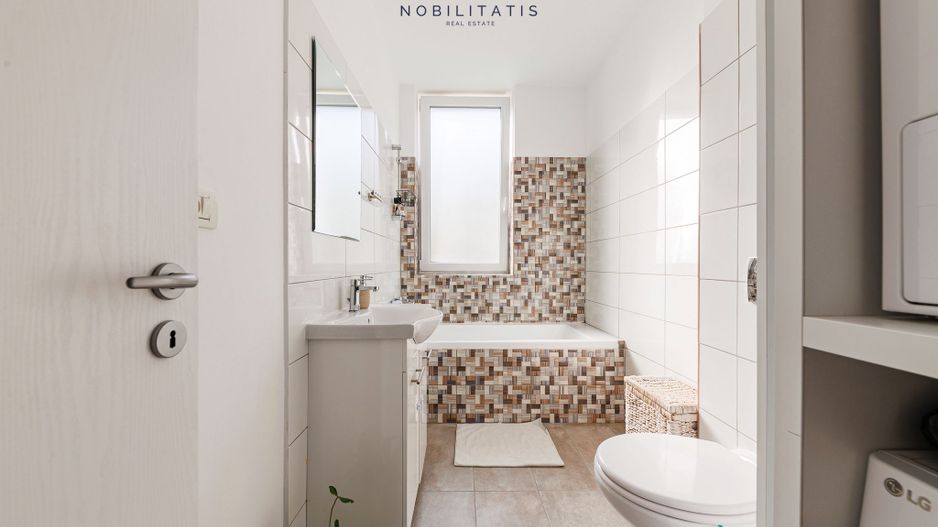 Apartament de Lux cu 3 Camere & Curte Privată de 212 mp în Timișoara - Poză 16