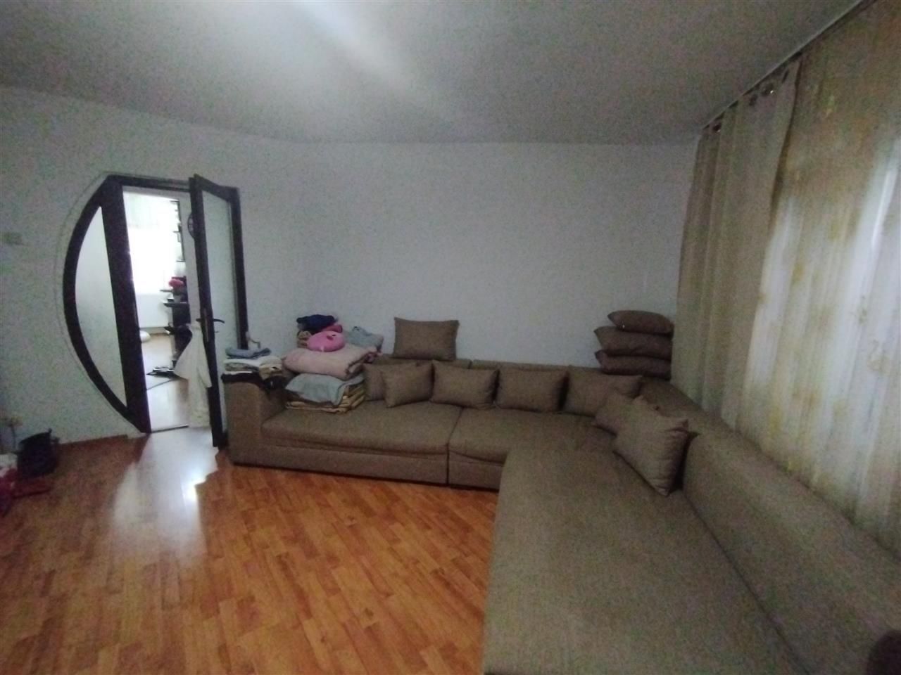 Apart  2 cam spațios Aradului- parter cu balcon centrala proprie - Poză 10