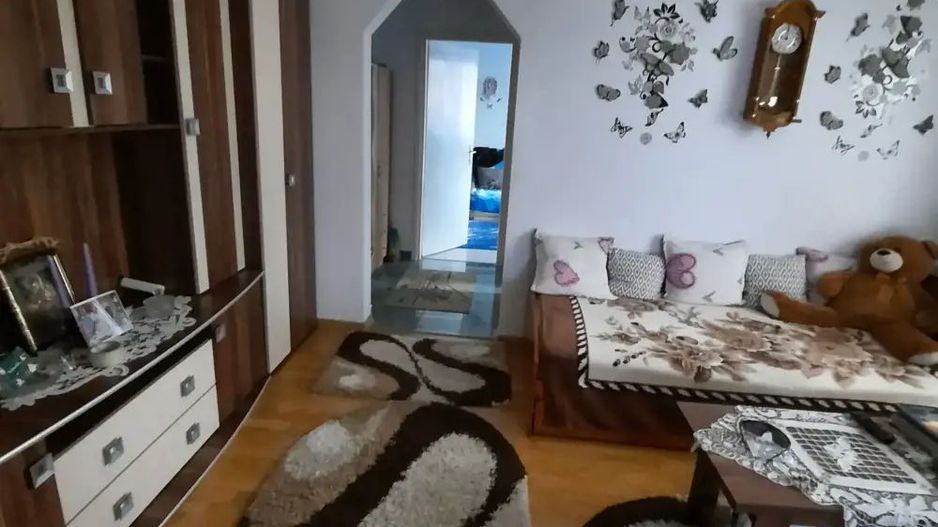 Vând apartament 2 camere semidecomandat în Satu-Mare - Poză 4