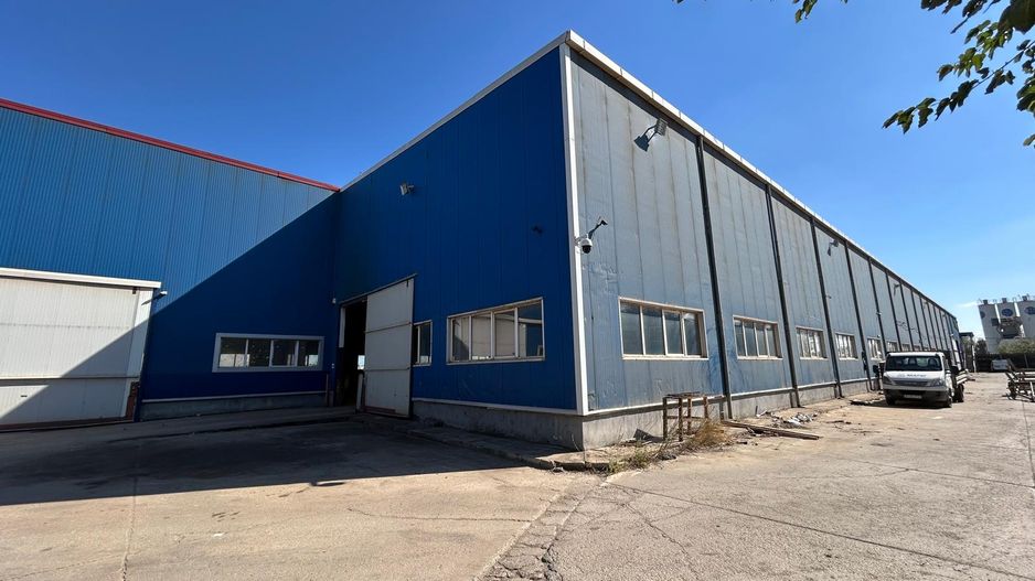 Hală Producție Industrială / Logistica 4000mp Berceni Metrou 800kW - Poză 1