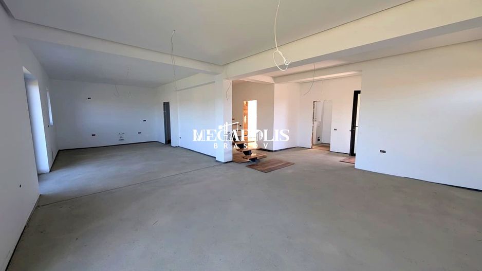 Duplex de vânzare în Cristian - Poză 7