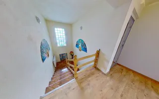 Proprietate pe 2 niveluri, curte individuala si garaj, cartier linistit, Rasnov. - Poză 41