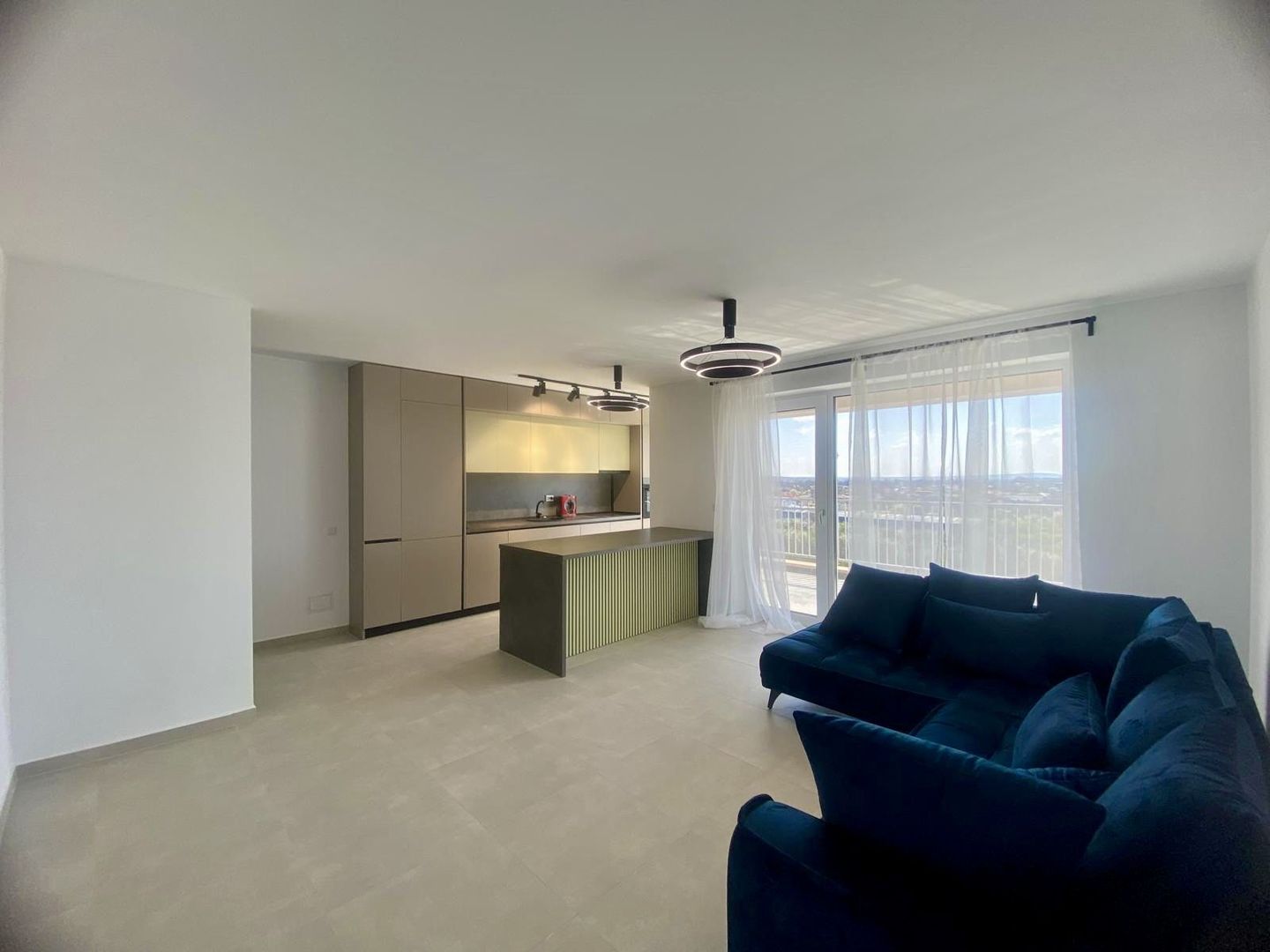 Vânzare apartament cu 3 camere zona rezidențiala Class Park Târgoviște - Poză 1