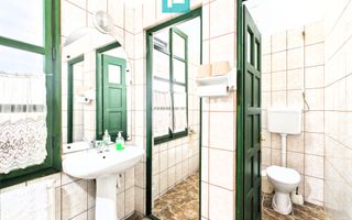 Pensiune 18 Camere cu Restaurant - Cetatea Oradea - Poză 36