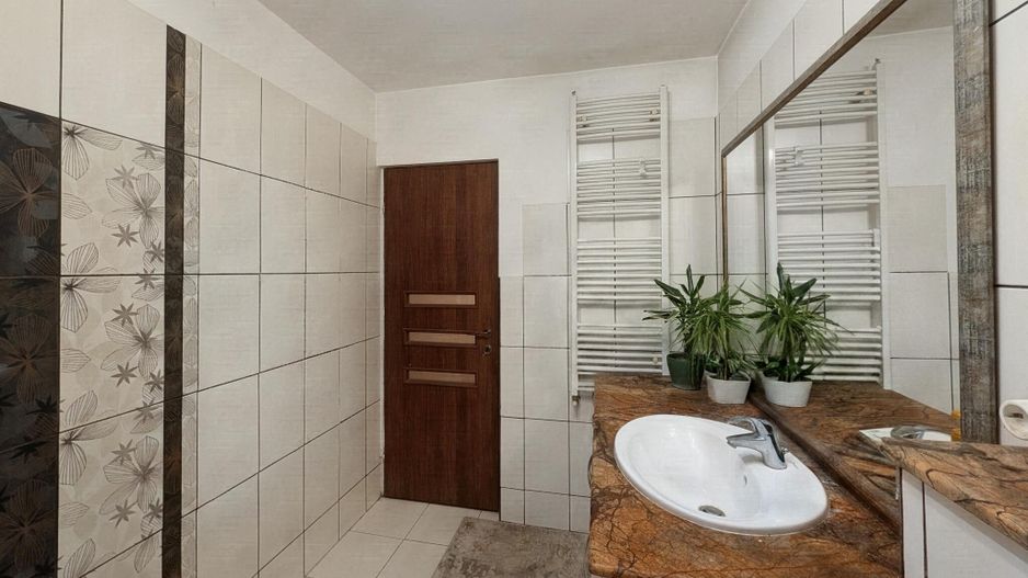 Padurea Cernica - Casa P+1+Pod Inalt, Lot pe Colt 250 Mp, Mobilata - Poză 25