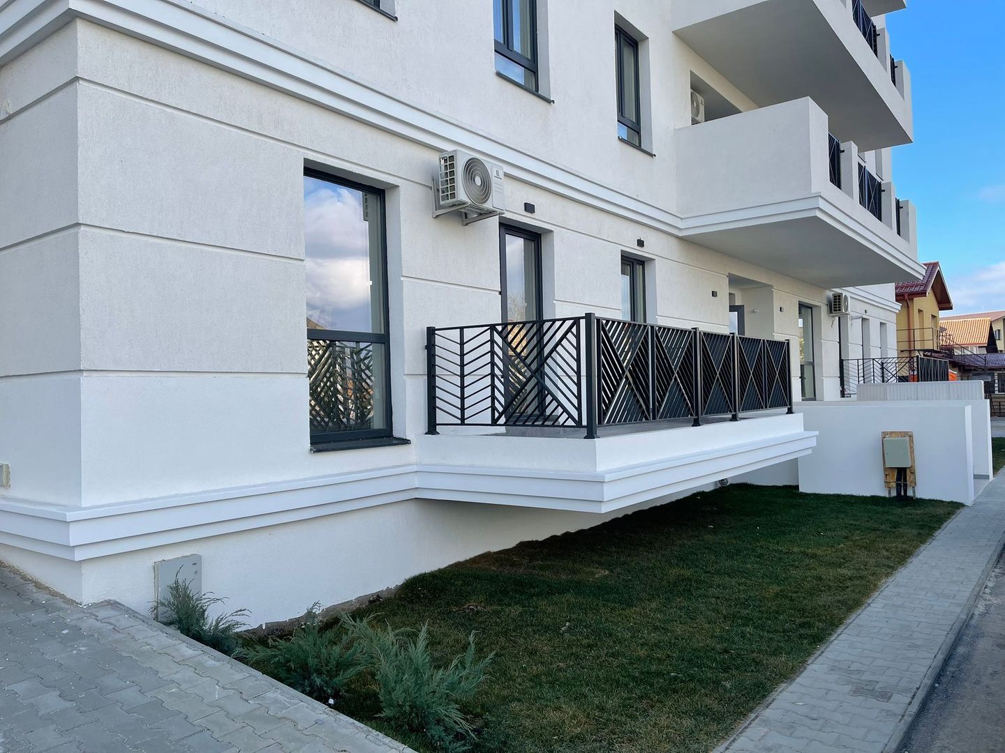 The Class Apartments 2 - Poză 2