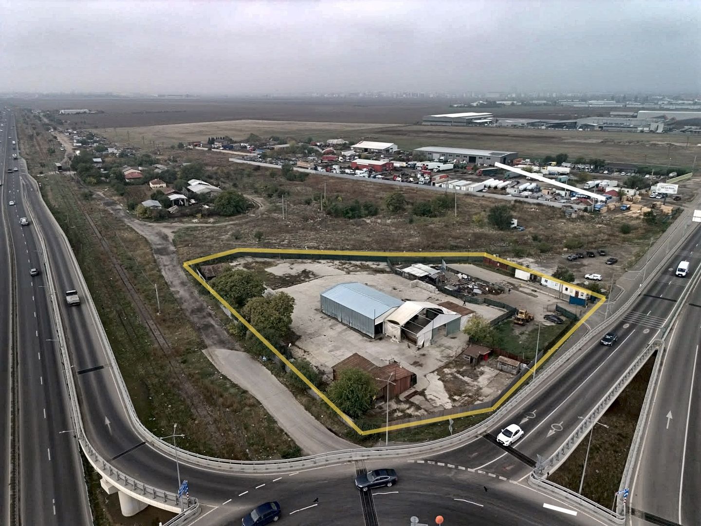 Teren intravilan de vanzare 7025 mp, potential industrial si comercial - Poză 4