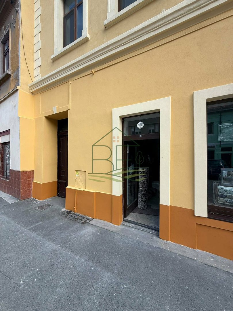 Spațiu comercial de închiriat pe Strada 9 Mai – Centrul Istoric Sibiu - Poză 1