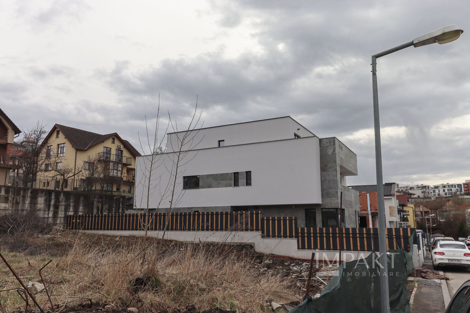 Duplex superb cu 6 camere si 4 bai in Andrei Muresanu! - Poză 19