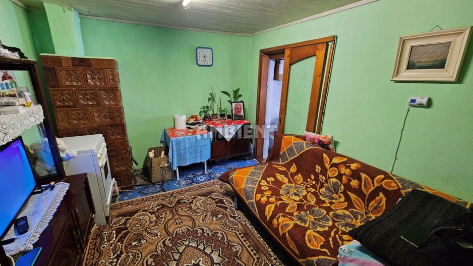 INVESTIȚIE - TEREN 330 mp + casa 70 mp, zona PIAȚA TRAIAN; - Poză 8