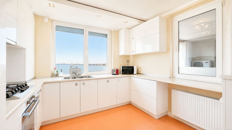 De vanzare Apartament Penthouse, Ultrafinisat,2 parcari, Ared R22 Arad - Poză 4