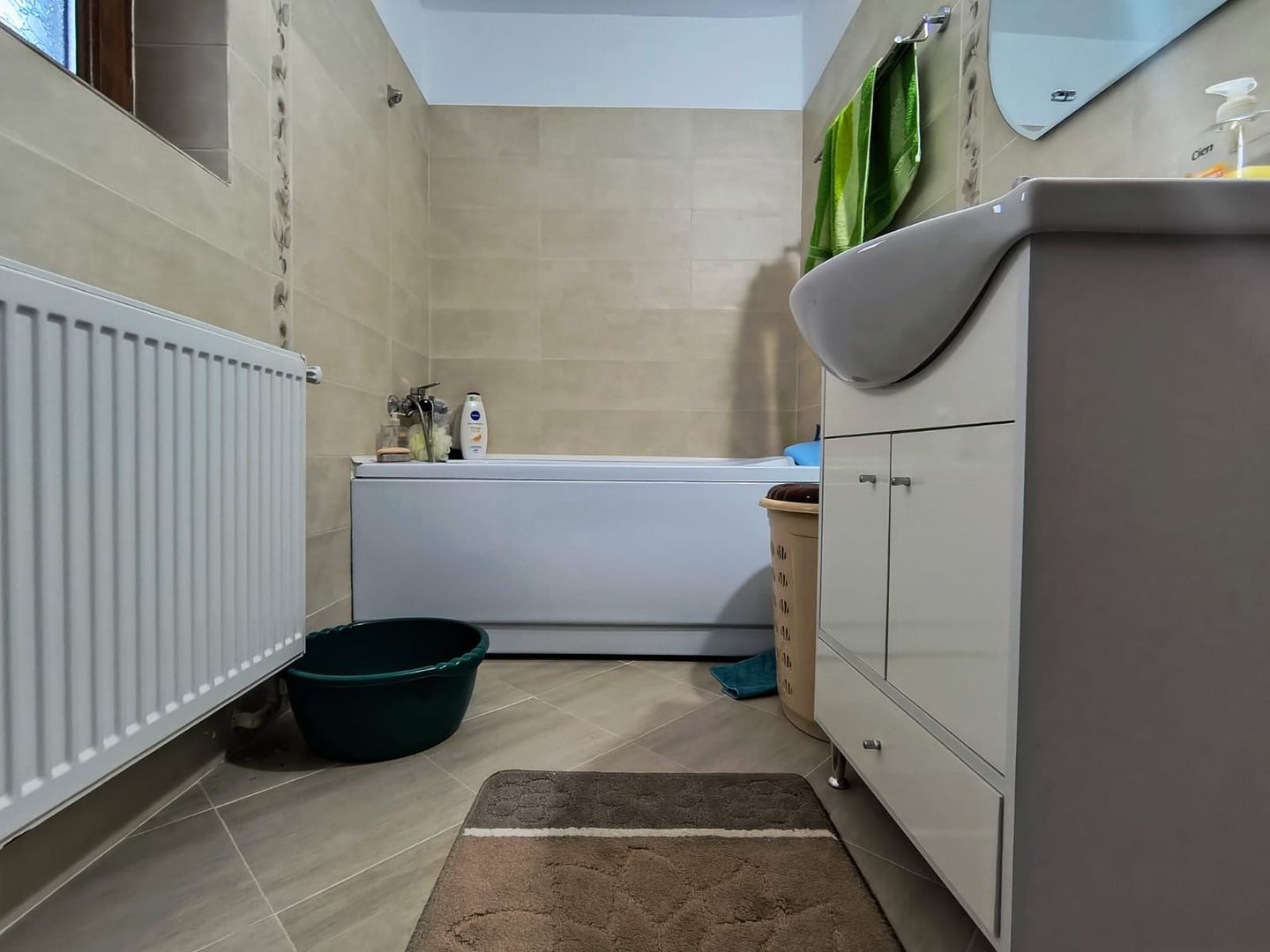 Casa de vânzare în Malu cu Flori- liniște, natura și aer curat! - Poză 20